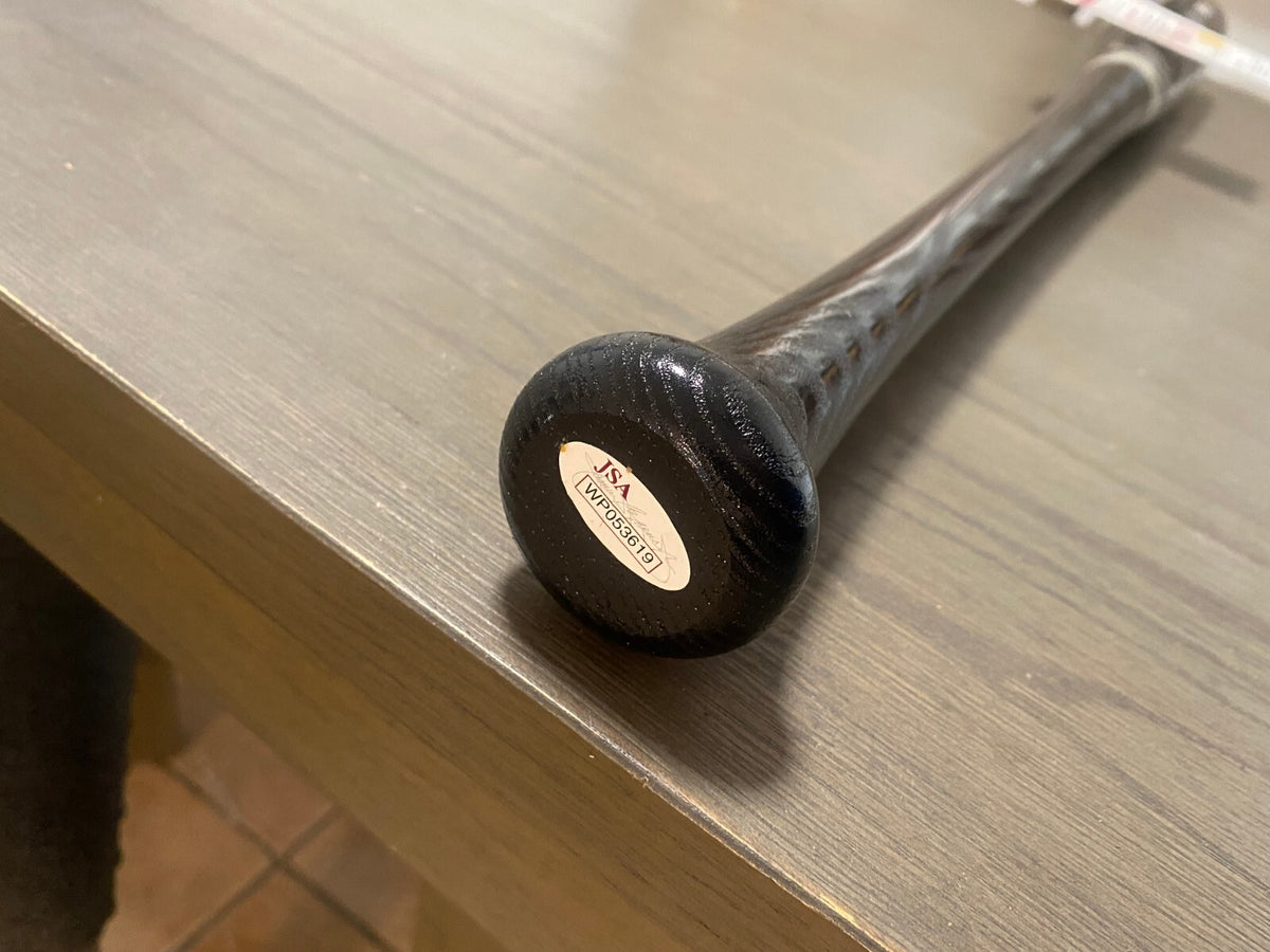 JEIMER CANDELARIO CINCINNATI REDS SIGNED AUTO RAWLINGS ENGRAVED BLACK BAT JSA
