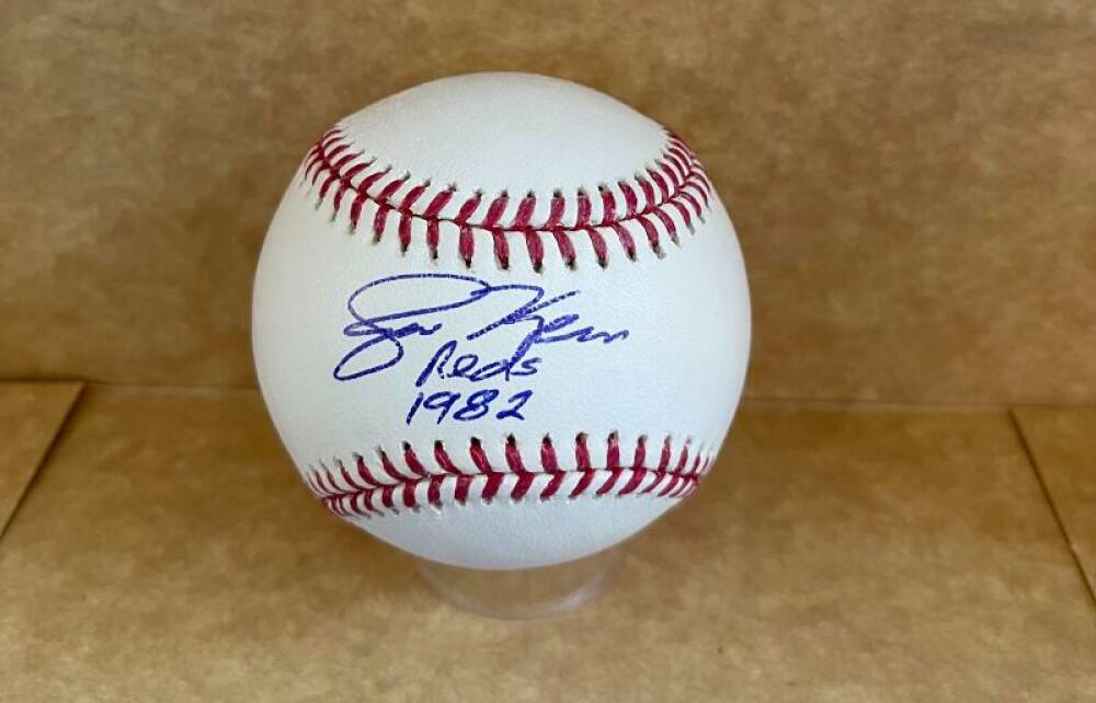 JIM KERN REDS 1982 SIGNED AUTOGRAPHED M.L BASEBALL BECKETT BC94264