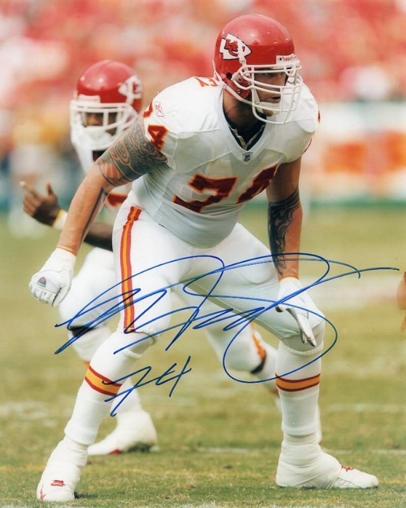 KYLE TURLEY KANSAS CITY CHIEFS SIGNED AUTOGRAPHED 8X10 PHOTO W/ COA