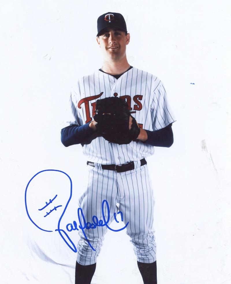 PAT NESHEK POSED  MINNESOTA TWINS  SIGNED AUTOGRAPHED 8X10 PHOTO