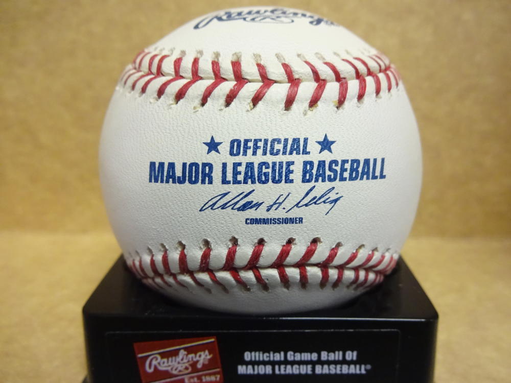 ARODYS VIZCAINO CHICAGO CUBS SIGNED M.L. BASEBALL W/COA