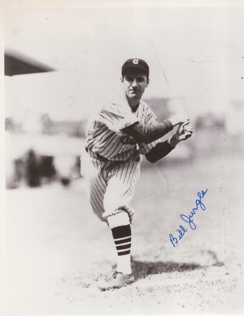 BILL JURGES CHICAGO CUBS SIGNED AUTOGRAPHED  8X10 PHOTO W/ COA