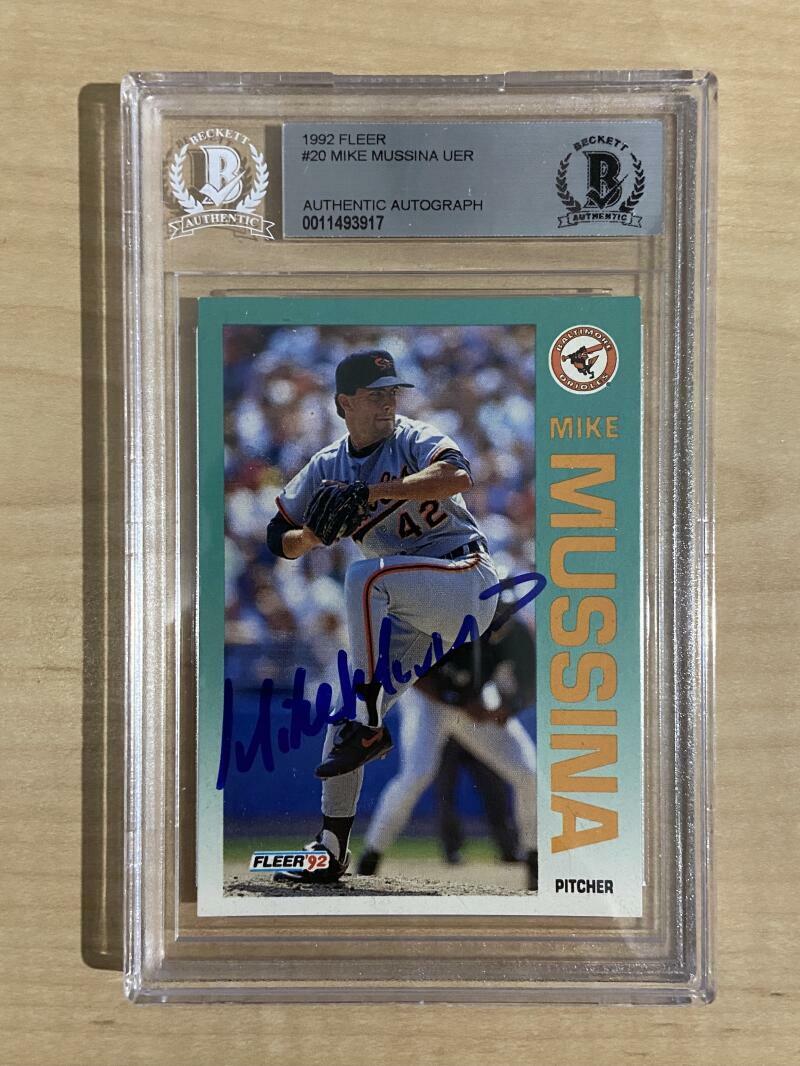 1992 FLEER MIKE MUSSINA ORIOLES #20 SIGNED CARD BECKETT AUTHENTIC AUTO 