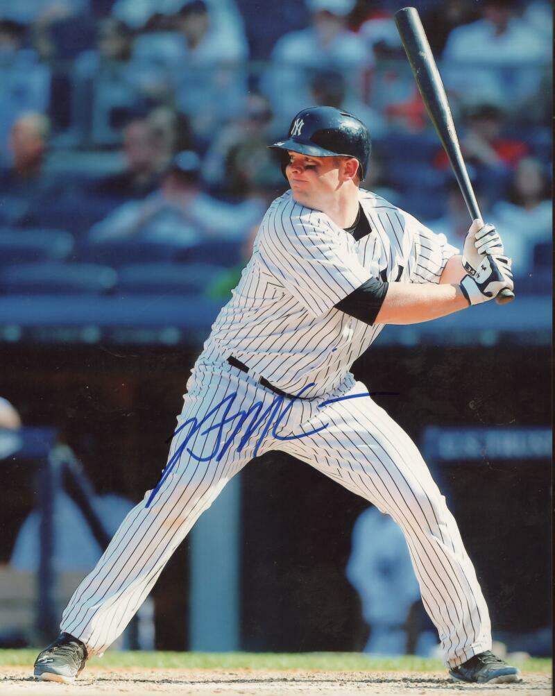BRIAN MCCANN NEW YORK YANKEES SIGNED AUTOGRAPHED 8X10 PHOTO W/ COA