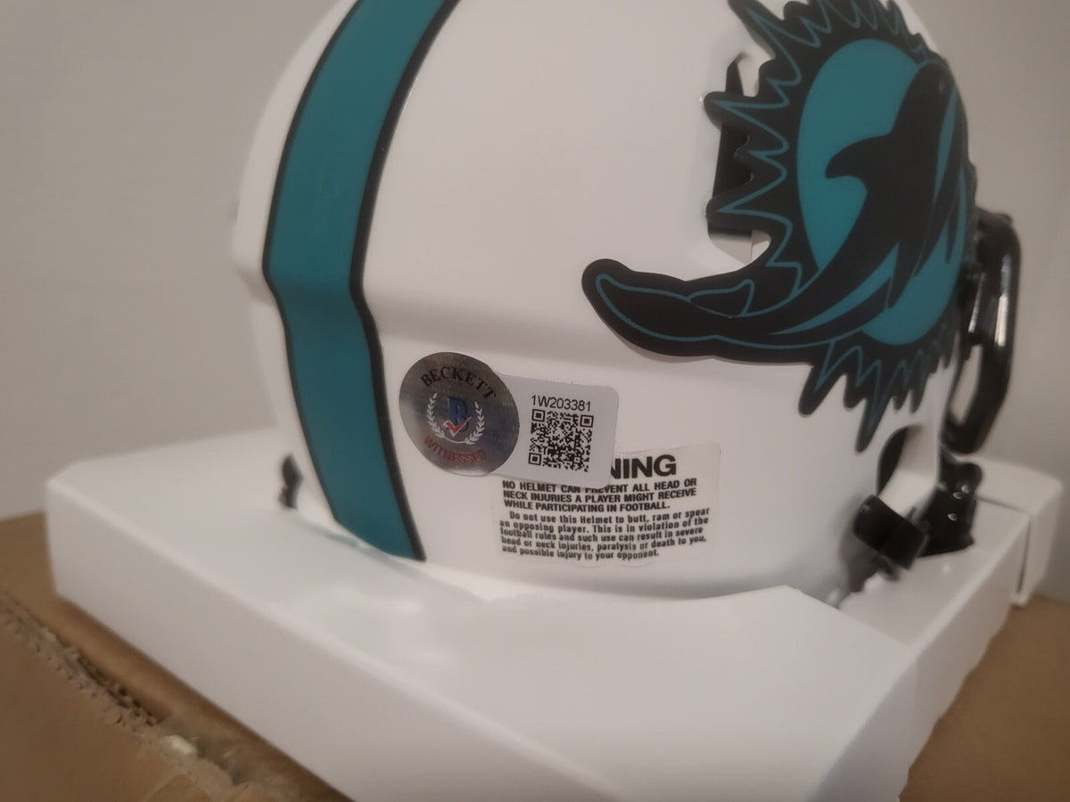 TYREEK HILL MIAMI DOLPHINS SIGNED AUTOGRAPHED AUTO LUNAR MINI HELMET BECKETT *