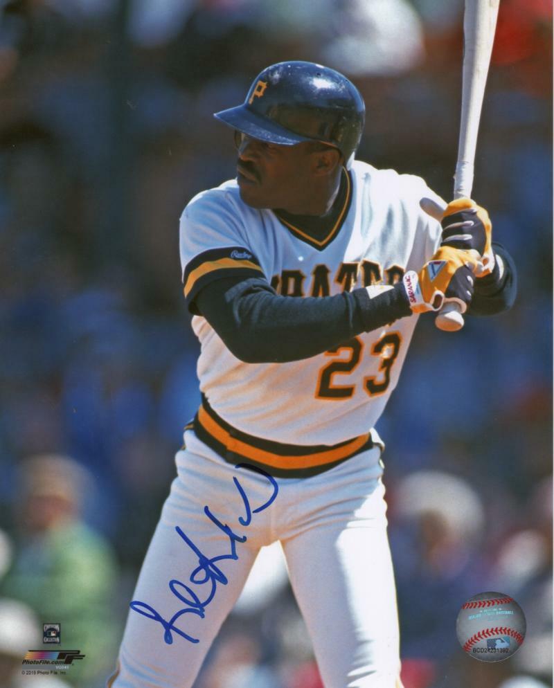R.J. REYNOLDS PITTSBURGH PIRATES SIGNED AUTOGRAPHED 8X10 PHOTO W/ COA
