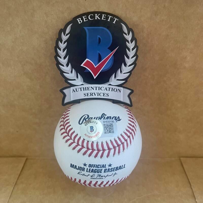 WILLIE WILSON 82 A.L. BATTING CHAMP SIGNED AUTO M.L.BASEBALL BAS AUTHENTICATED