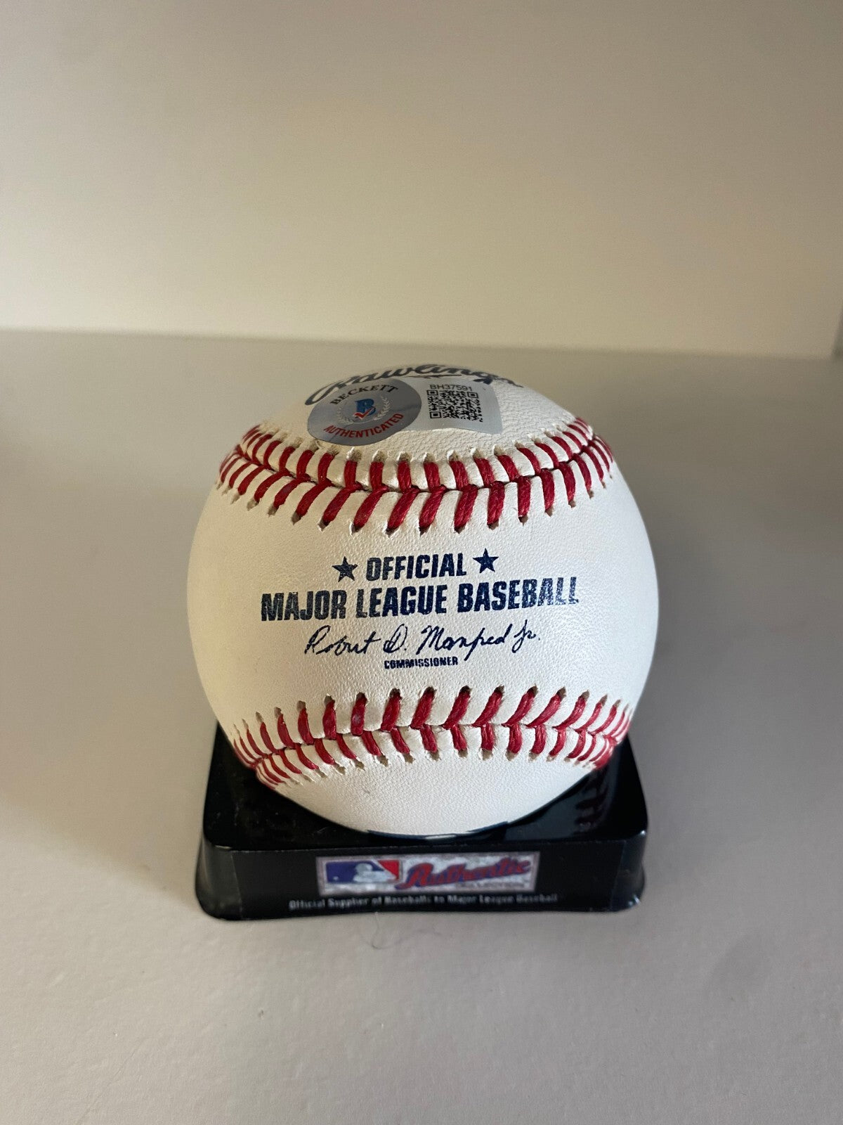 TERMARR JOHNSON PITTSBURGH PIRATES SIGNED AUTOGRAPHED M.L BASEBALL BECKETT*