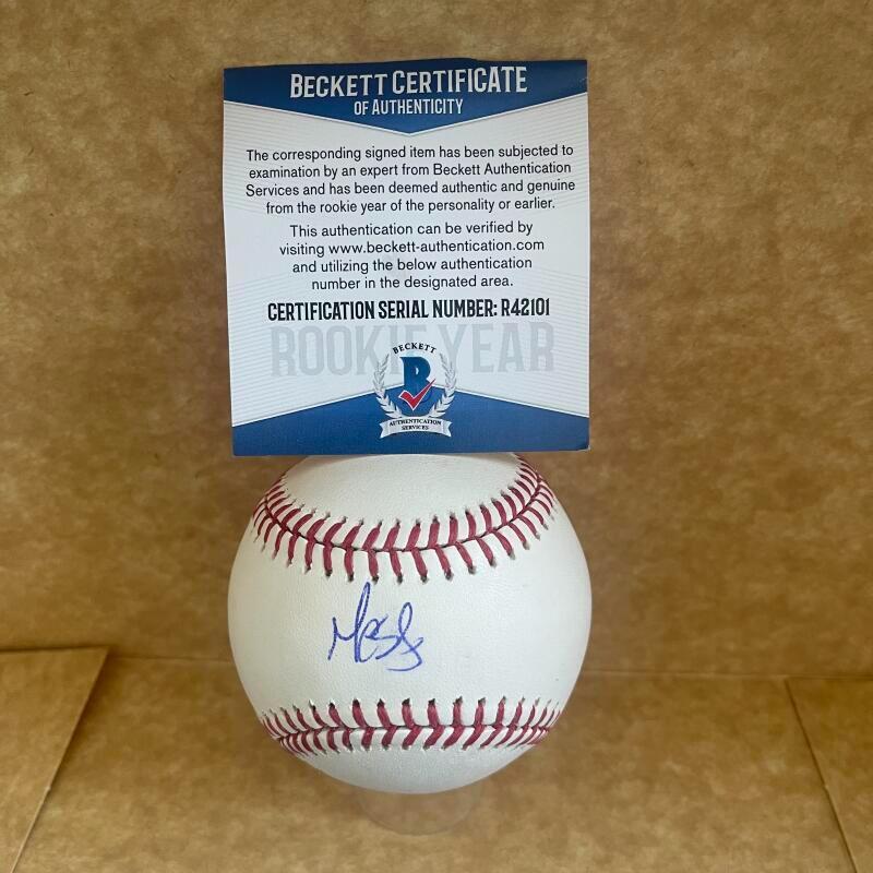 VICTOR VICTOR MESA MIAMI MARLINS SIGNED AUTO M.L. BASEBALL BECKETT R42101