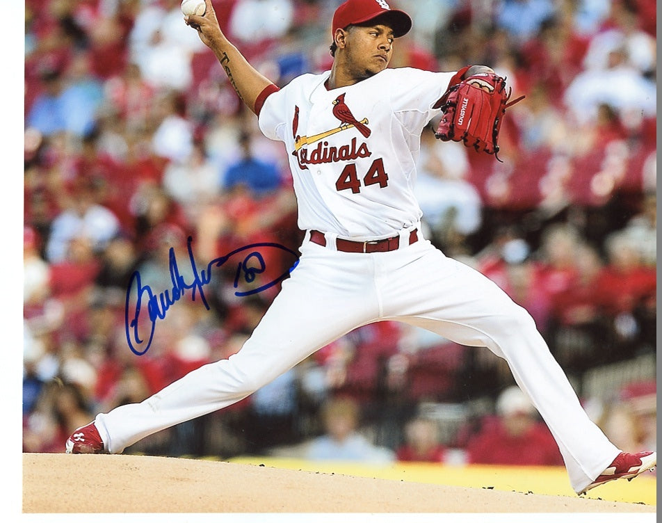 CARLOS MARTINEZ   HORIZONTAL   ST. LOUIS CARDINALS    SIGNED AUTOGRAPHED 8X10 