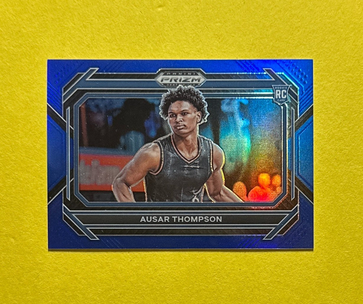2023 PANINI DRAFT PICKS AUSAR THOMPSON BLUE REFRACTOR VARIATION /199 #17 ROOKIE