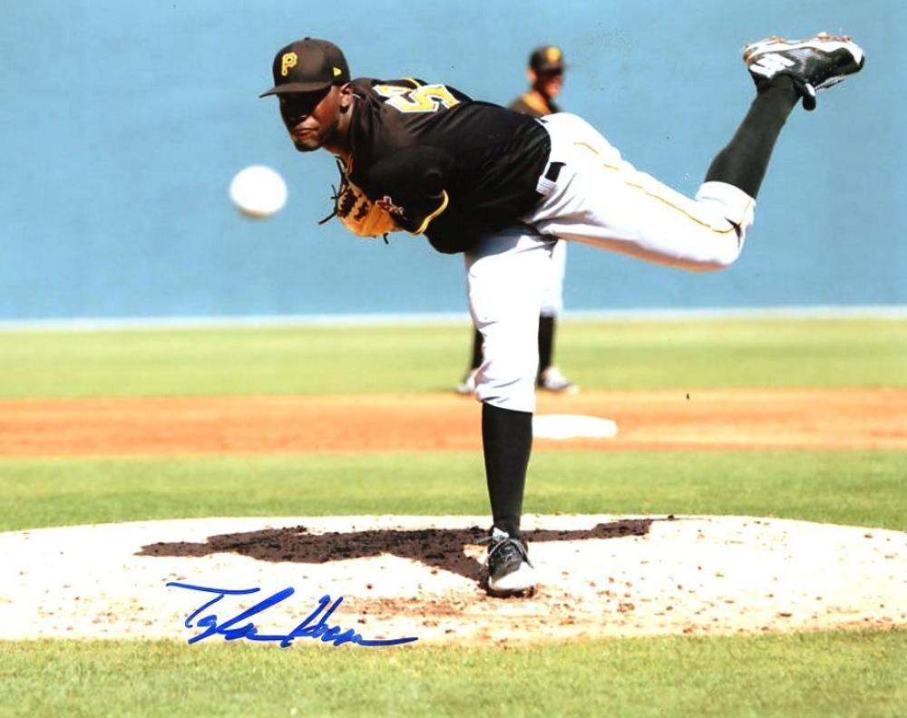 TAYLOR HEARN PITTSBURGH PIRATES SIGNED AUTOGRAPHED 8X10 PHOTO W/COA