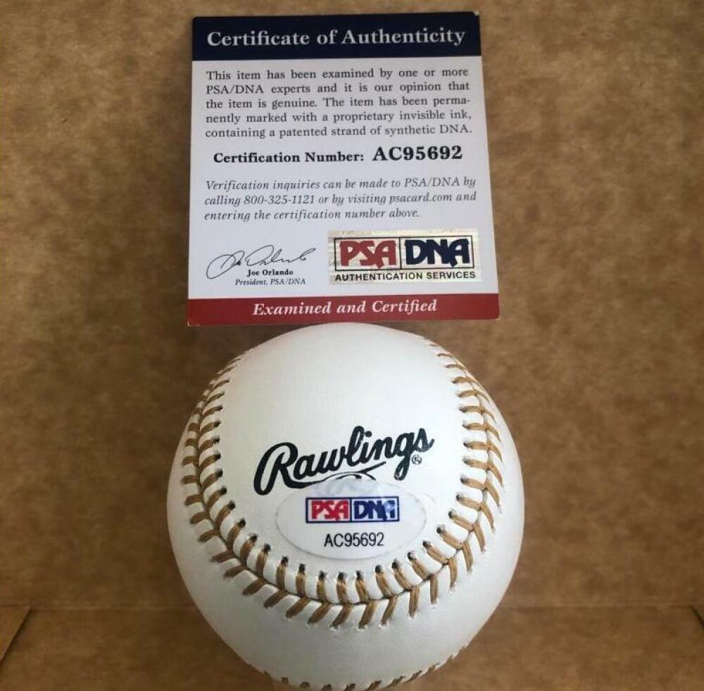 YOENIS CESPEDES RED SOX/METS/TIGERS SIGNED GOLD GLOVE BASEBALL PSA/DNA AC95692