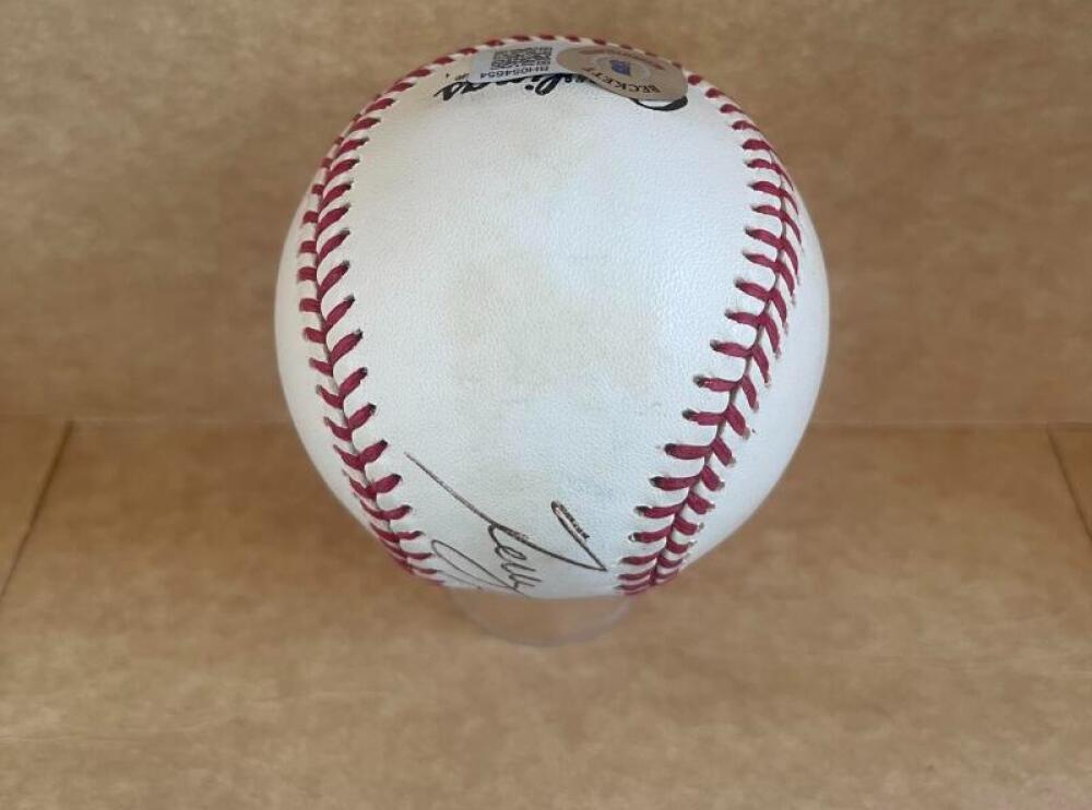 TERRY PENDLETON BRAVES/MARLINS SIGNED VINTAGE N.L. BASEBALL BECKETT AUTH