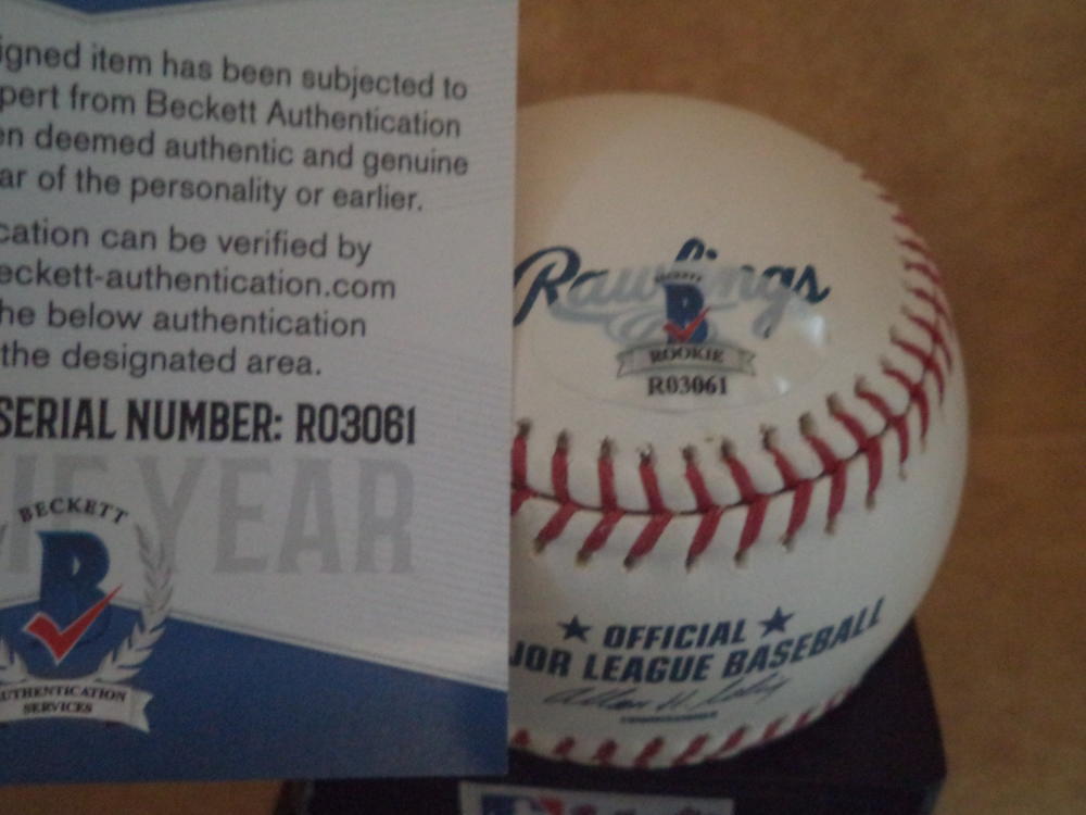 ALBERT ABREU NEW YORK YANKEES ROOKIE YEAR SIGNED ML BASEBALL BECKETT R03061