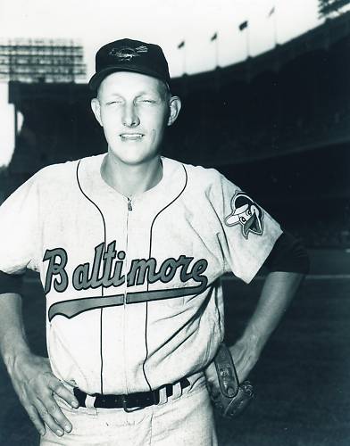 GEORGE ZUVERINK BALTIMORE  ORIOLES   UNSIGNED 8X10