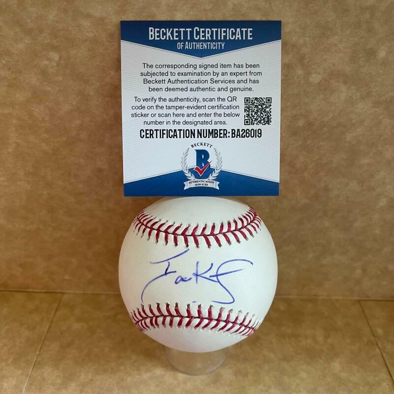IAN KENNEDY ROYALS/RANGERS SIGNED AUTOGRAPHED M.L. BASEBALL BECKETT BA26019