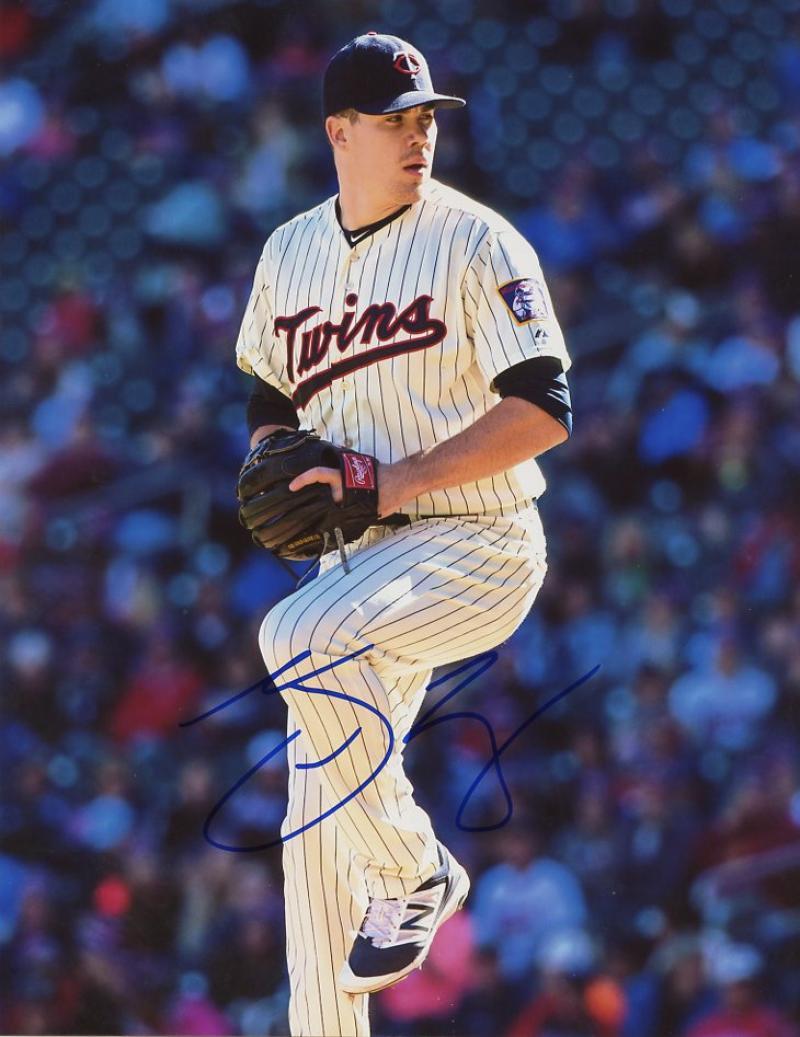 TREVOR MAY ACTION  MINNESOTA TWINS SIGNED 8X10 W/COA 