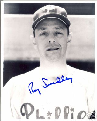 ROY SMALLEY SR (B/W) PHILADELPHIA PHILLIES SIGNED 8X10