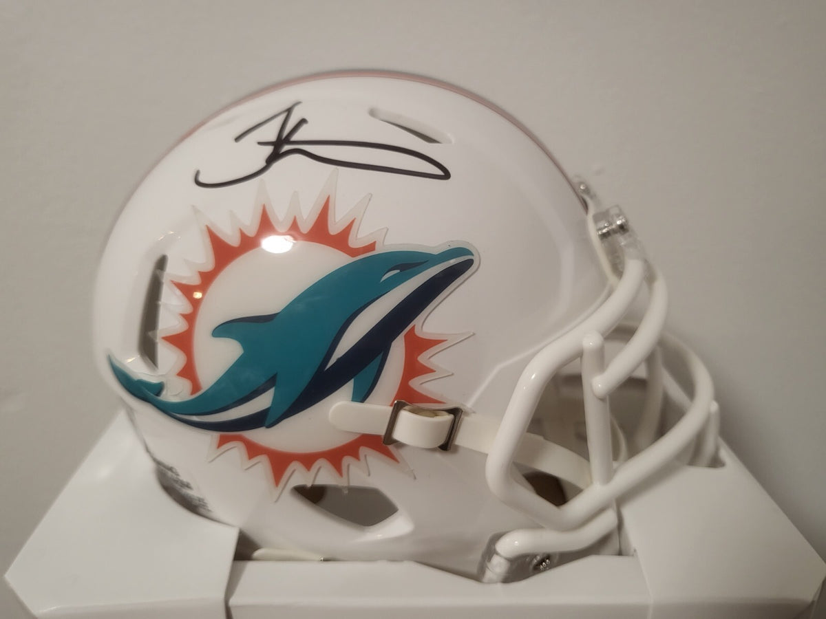TYREEK HILL MIAMI DOLPHINS SIGNED AUTO AUTOGRAPHED SPEED MINI HELMET BECKETT *