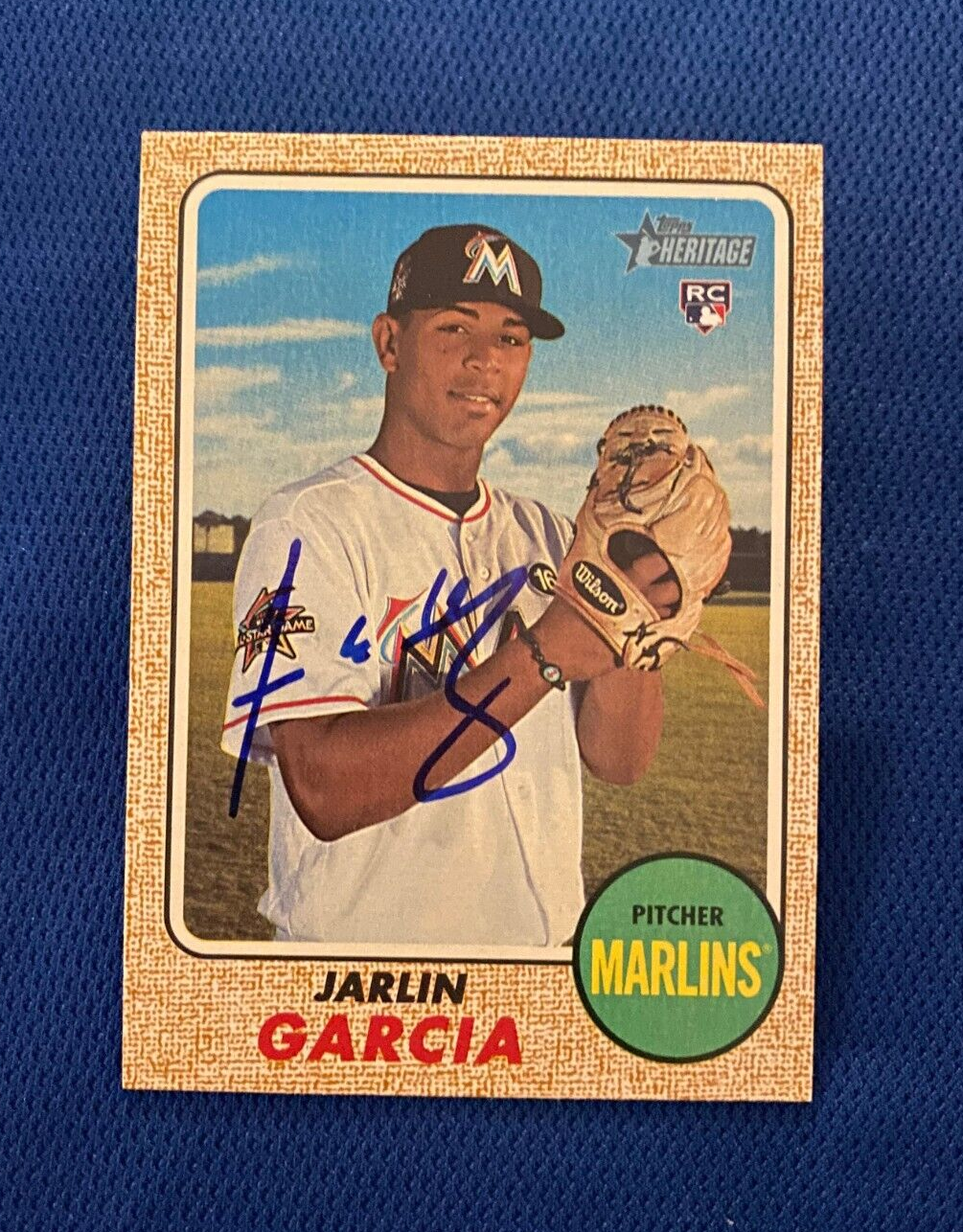 2017 TOPPS HERITAGE JARLIN GARCIA MARLINS SIGNED AUTOGRAPHED RC CARD #643 W/COA