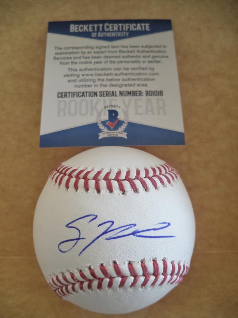 SEAN NEWCOMB ATLANTA BRAVES ROOKIE YEAR SIGNED AUTO ML BASEBALL BECKETT R01016