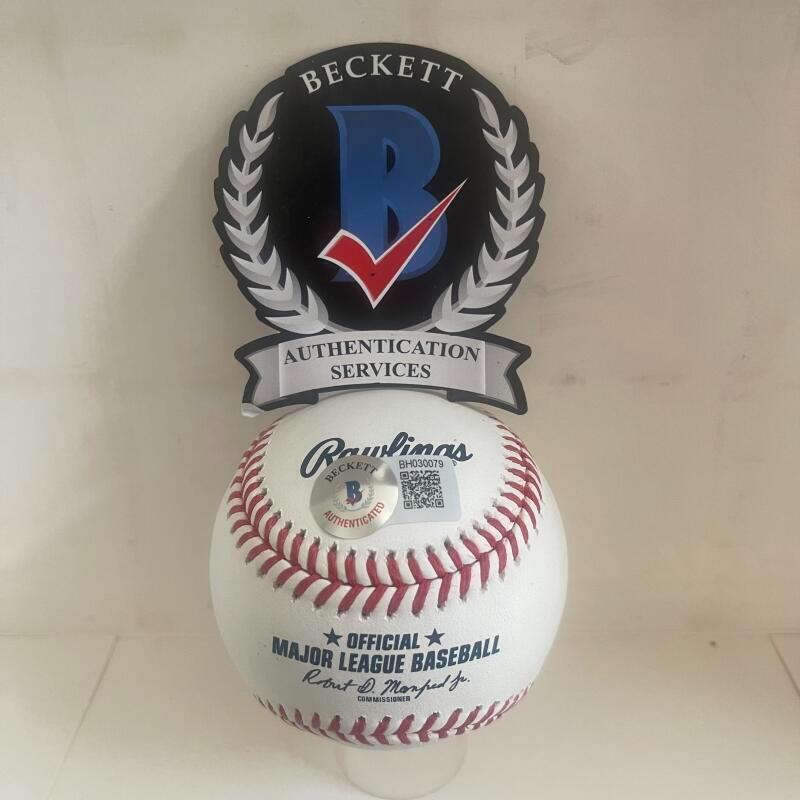 BOBBY THIGPEN 1990 AL SAVES LEADER SIGNED AUTO M.L. BASEBALL BAS AUTHENTICATE