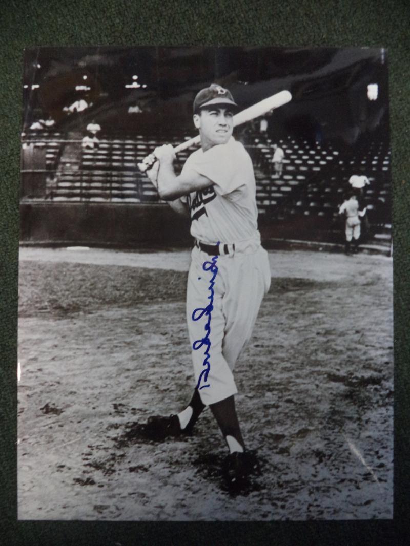 DUKE SNIDER BROOKLYN DODGERS B/W SIGNED AUTOGRAPHED 11X14 PHOTO W/COA 