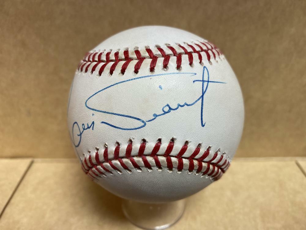 LUIS TIANT RED SOX/INDIANS/TWINS SIGNED AUTOGRAPHED A.L. BASEBALL W/ COA