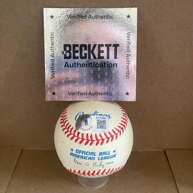 CARLTON FISK RED SOX/WHITE SOX SIGNED AUTOGRAPHED A.L. BASEBALL BECKETT AUTH