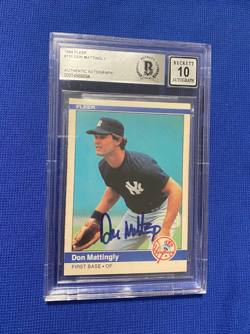 1984 FLEER DON MATTINGLY NY YANKEES RC ROOKIE AUTO SIGNED #131 BECKETT 10 AUTO