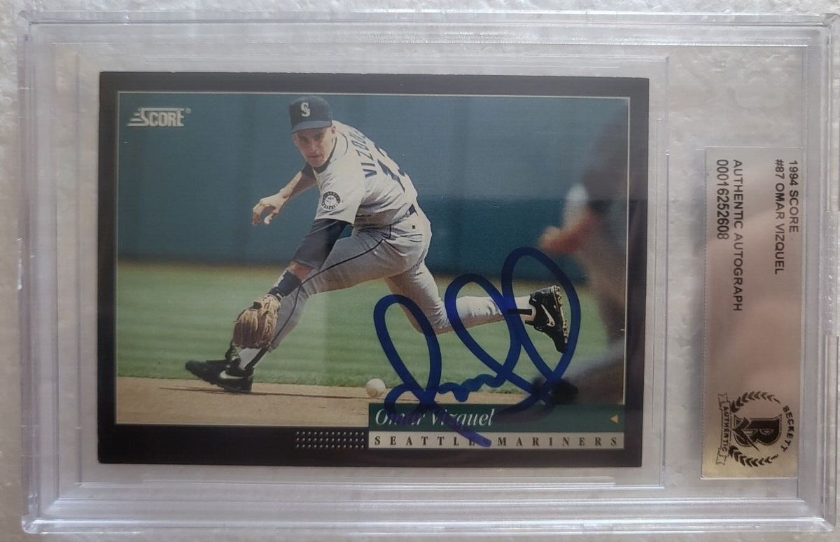 1994 SCORE OMAR VIZQUEL SEATTLE MARINERS SIGNED AUTO #87 CARD BECKETT