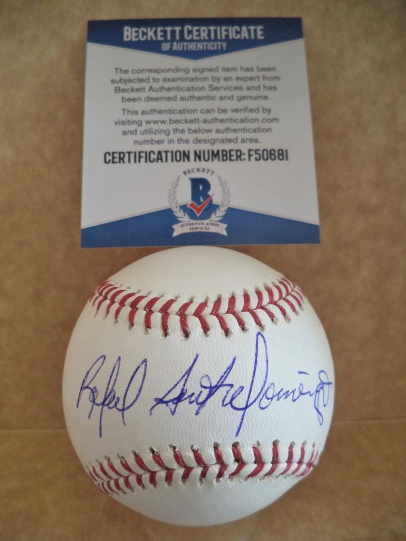RAFAEL SANTO DOMINGO CINCINNATI REDS SIGNED AUTO M.L. BASEBALL BECKETT F50681