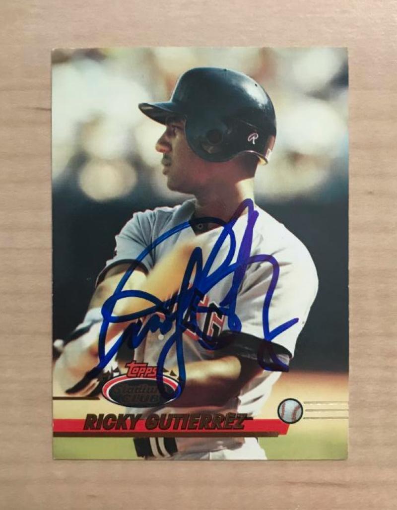 RICKY GUTIERREZ SAN DIEGO PADRES SIGNED 1993 TOPPS STADIUM CLUB CARD #676 W/COA 