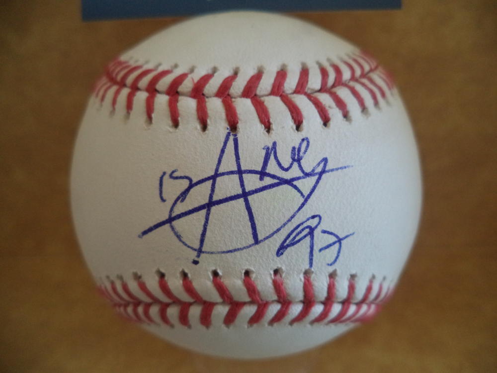 YANIO PEREZ TEXAS RANGERS CUBA ROOKIE YEAR SIGNED M.L. BASEBALL BECKETT R07530