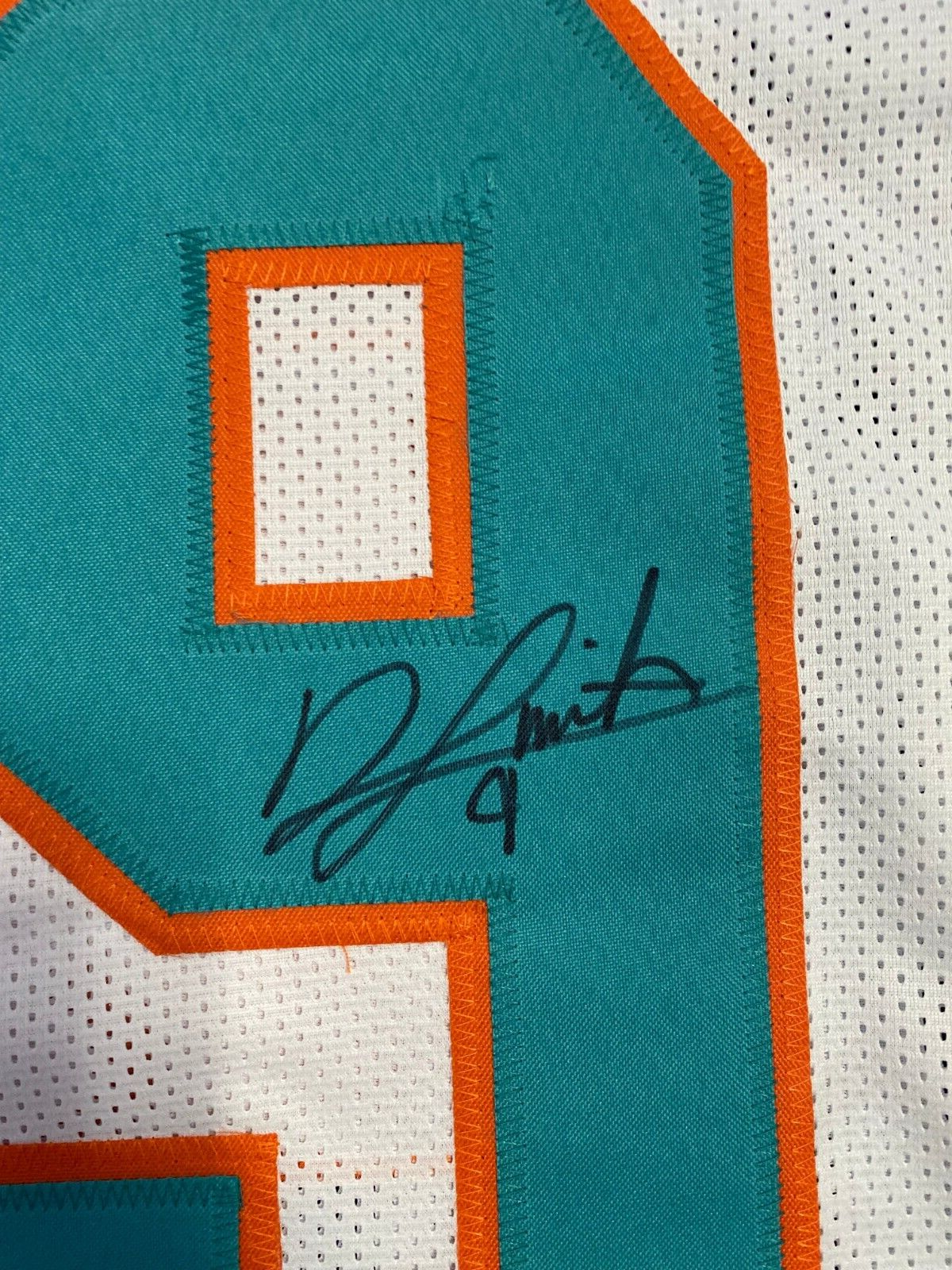JONNU SMITH #9 DOLPHINS SIGNED AUTO WHITE CUSTOM FOOTBALL JERSEY SZ XL BECKETT