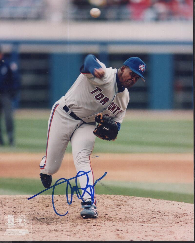 JUAN GUZMAN BLUE JAYS  SIGNED AUTOGRAPHED 8X10 PHOTO W/ COA