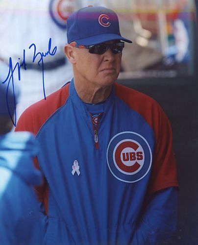 MIKE QUADE    CHICAGO  CUBS  SIGNED 8X10 PHOTO