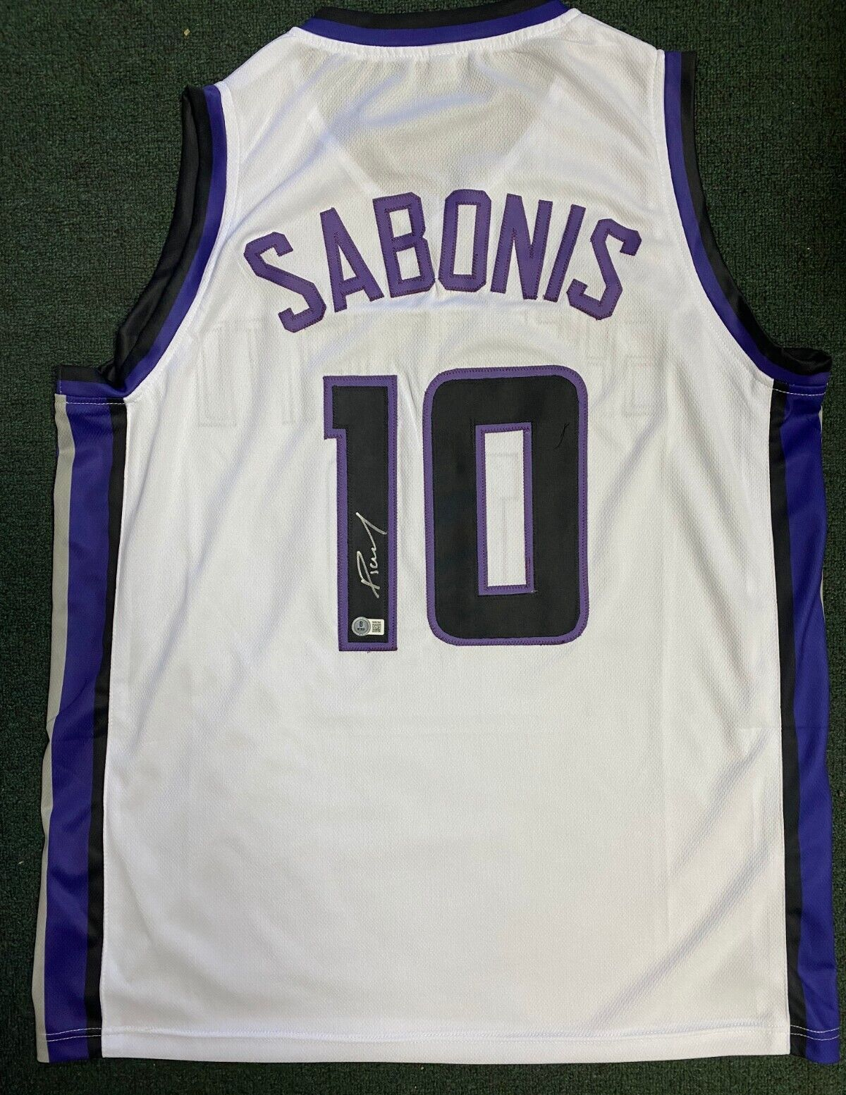 DOMANTAS SABONIS #10 SACRAMENTO KINGS SIGNED AUTO CUSTOM JERSEY SZ XL BECKETT B