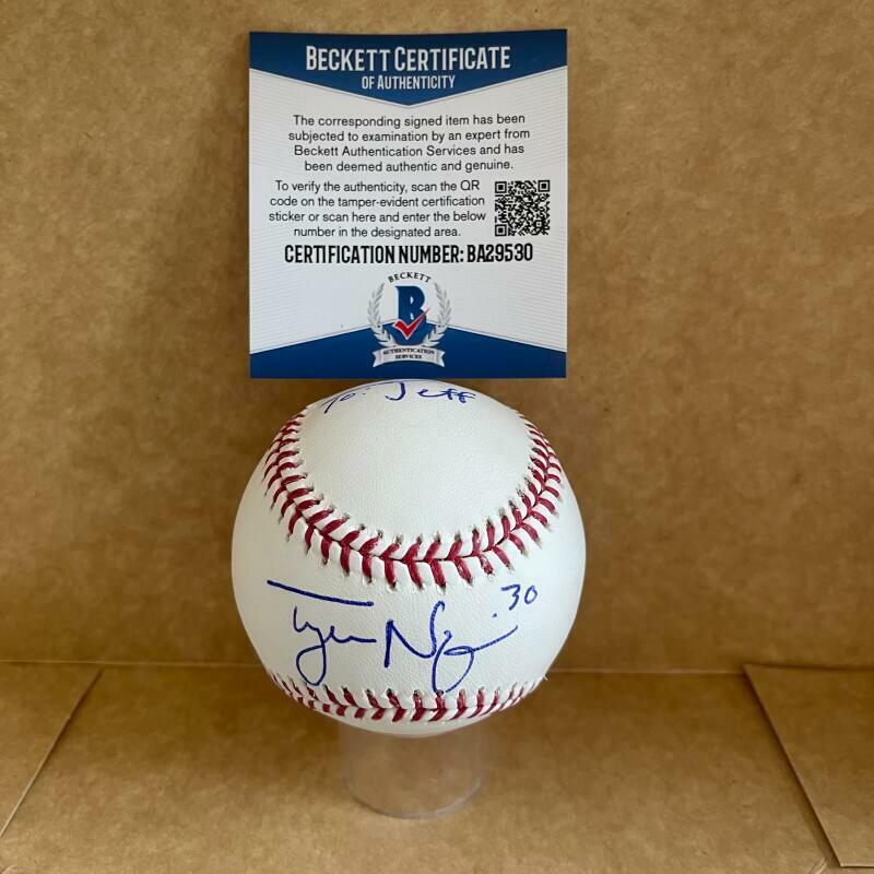 TYLER NAQUIN CINCINNATI REDS  SIGNED AUTO M.L. BASEBALL BAS BA29530