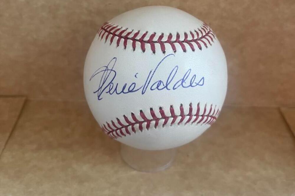 RENE VALDES BROOKLYN DODGERS SIGNED AUTO RARE M.L.BASEBALL JSA STICKER ONLY