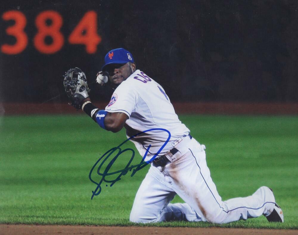 LUIS CASTILLO NEW YORK METS  SIGNED AUTOGRAPHED  8X10 PHOTO W/ COA
