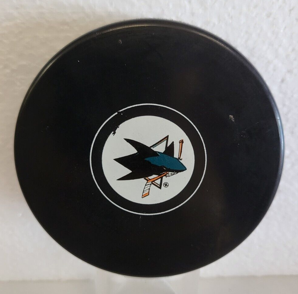 NHL HOCKEY SAN JOSE SHARKS OFFICIAL TEAM LOGO PUCK QTY!