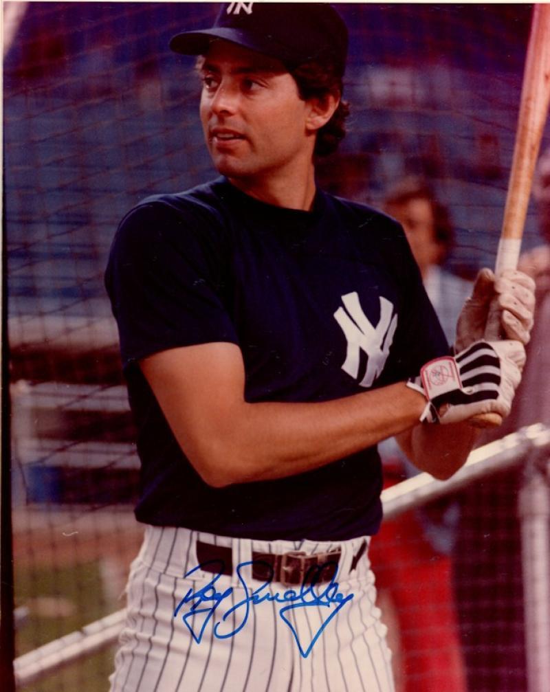 ROY SMALLEY NEW YORK YANKEES SIGNED AUTOGRAPHED  8X10 PHOTO W/ COA
