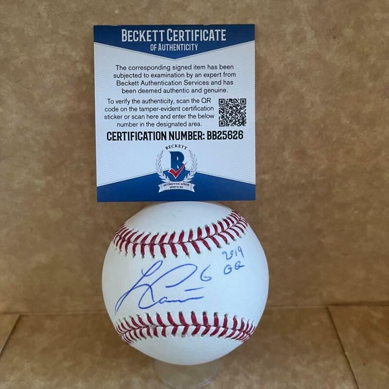 LORENZO CAIN MILWAUKEE BREWERS 2019 GG  SIGNED AUTO M.L. BASEBALL BAS BB25626