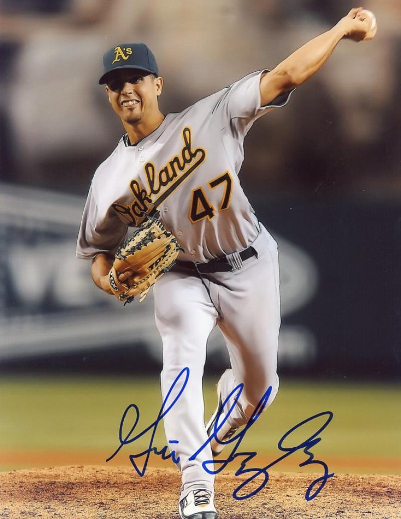 GIO GONZALEZ OAKLAND A'S ACTION SIGNED 8X10 PHOTO W/COA