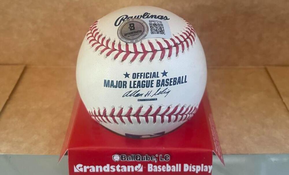 CHRIS TILLMAN ORIOLES SIGNED AUTOGRAPHED M.L. BASEBALL BECKETT AUTH