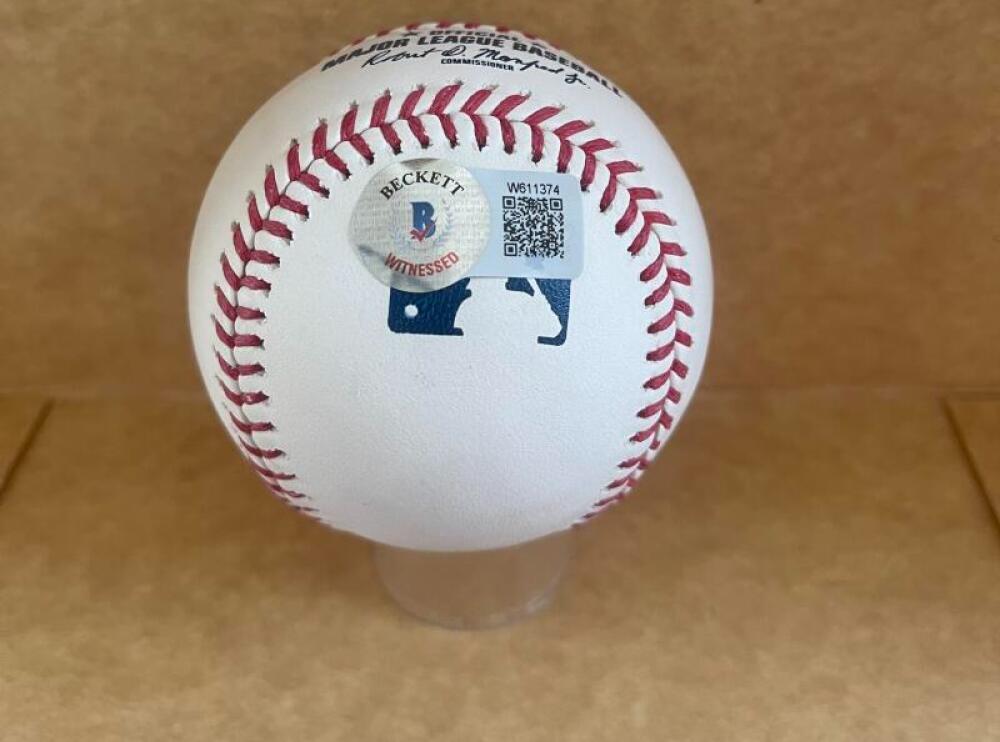 YENNIER CANO ORIOLES SIGNED AUTOGRAPHED M.L. BASEBALL BECKETT AUTH