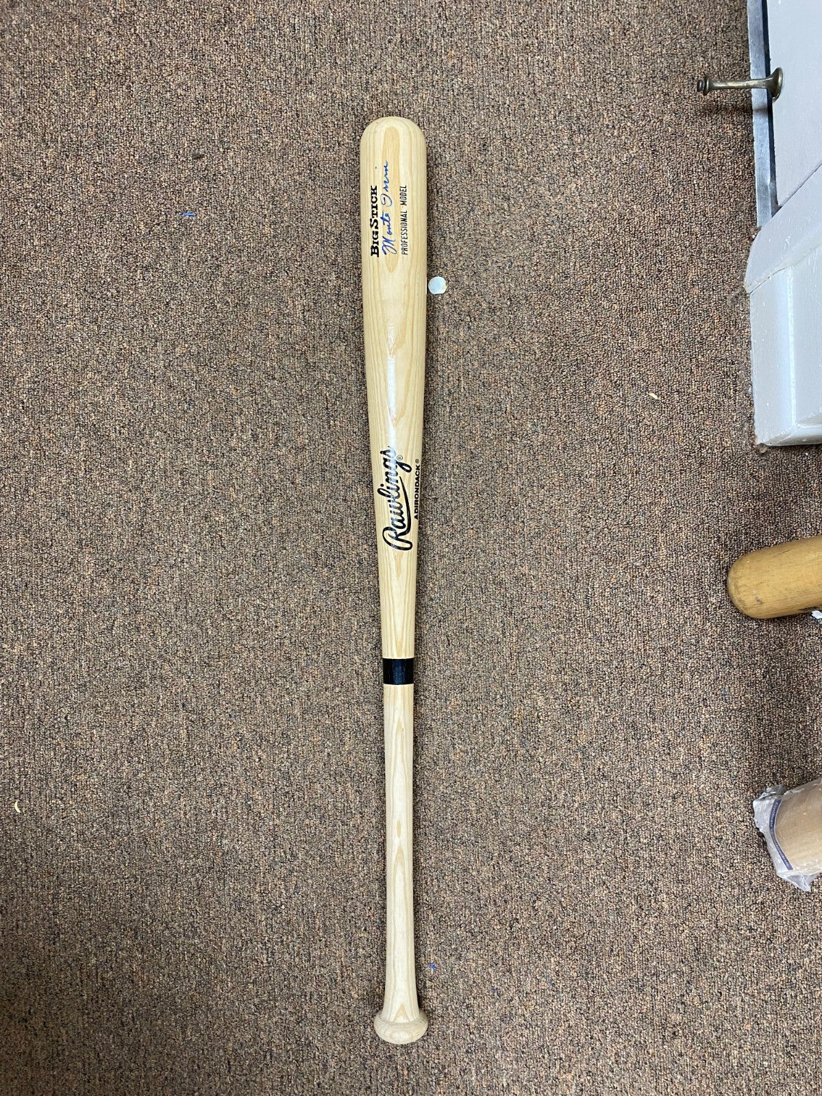 MONTE IRVIN NEW YORK GIANTS SIGNED AUTOGRAPHED RAWLINGS BIG STICK BAT W/COA