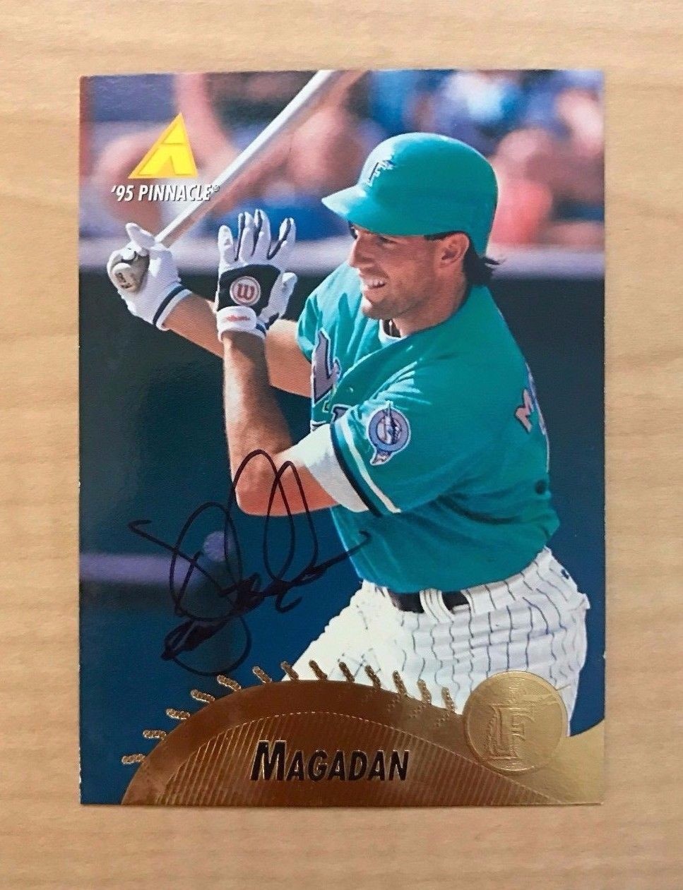 DAVE MAGADAN FLORIDA MARLINS SIGNED AUTOGRAPHED 1995 PINNACLE CARD #397 W/COA